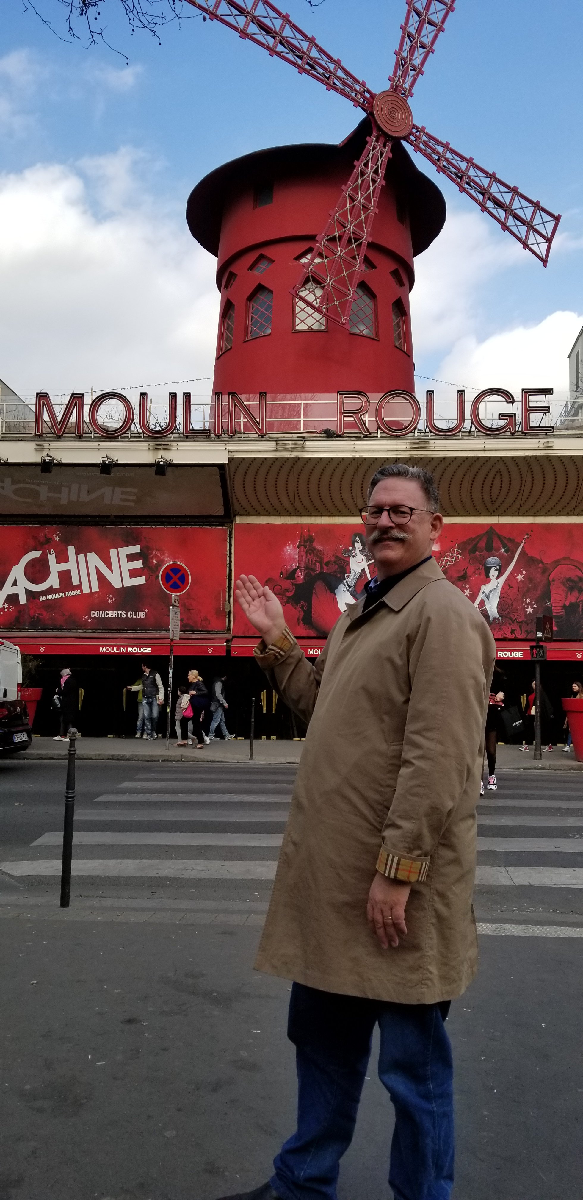 Moulin Rouge…Yes, THAT Mouin Rouge! Lily Absinthe